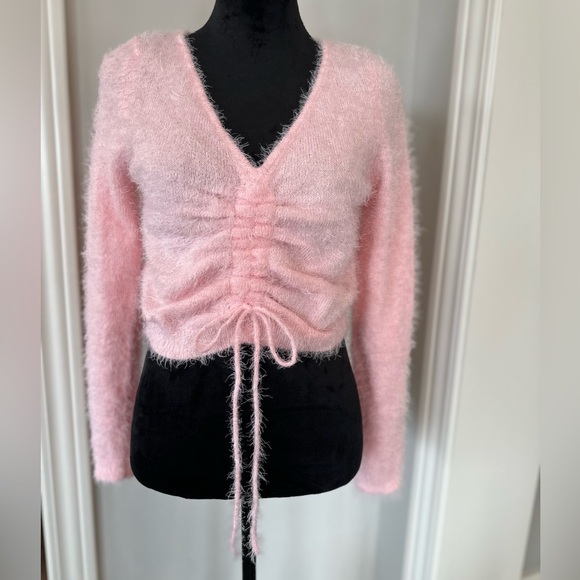✨NWT✨ Retired Style‼️ Society 212 Y2K Pink Fuzzy Cropped Sweater - Picture 13 of 14